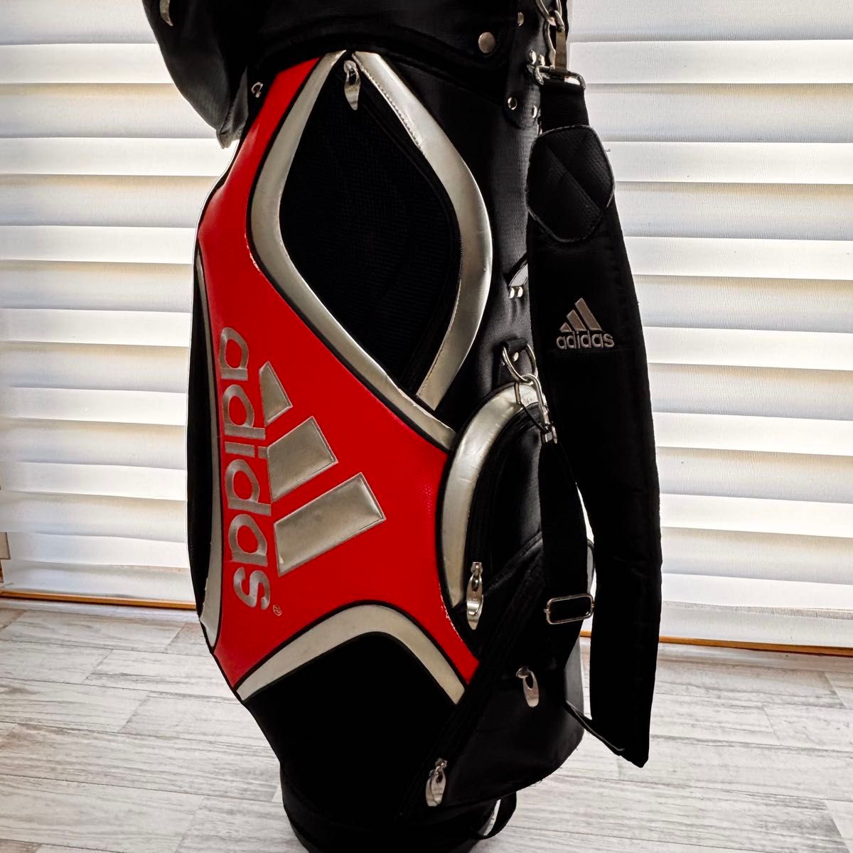 adidas アディダス ゴルフ キャディバッグ ブラック×レッド×シルバー 6