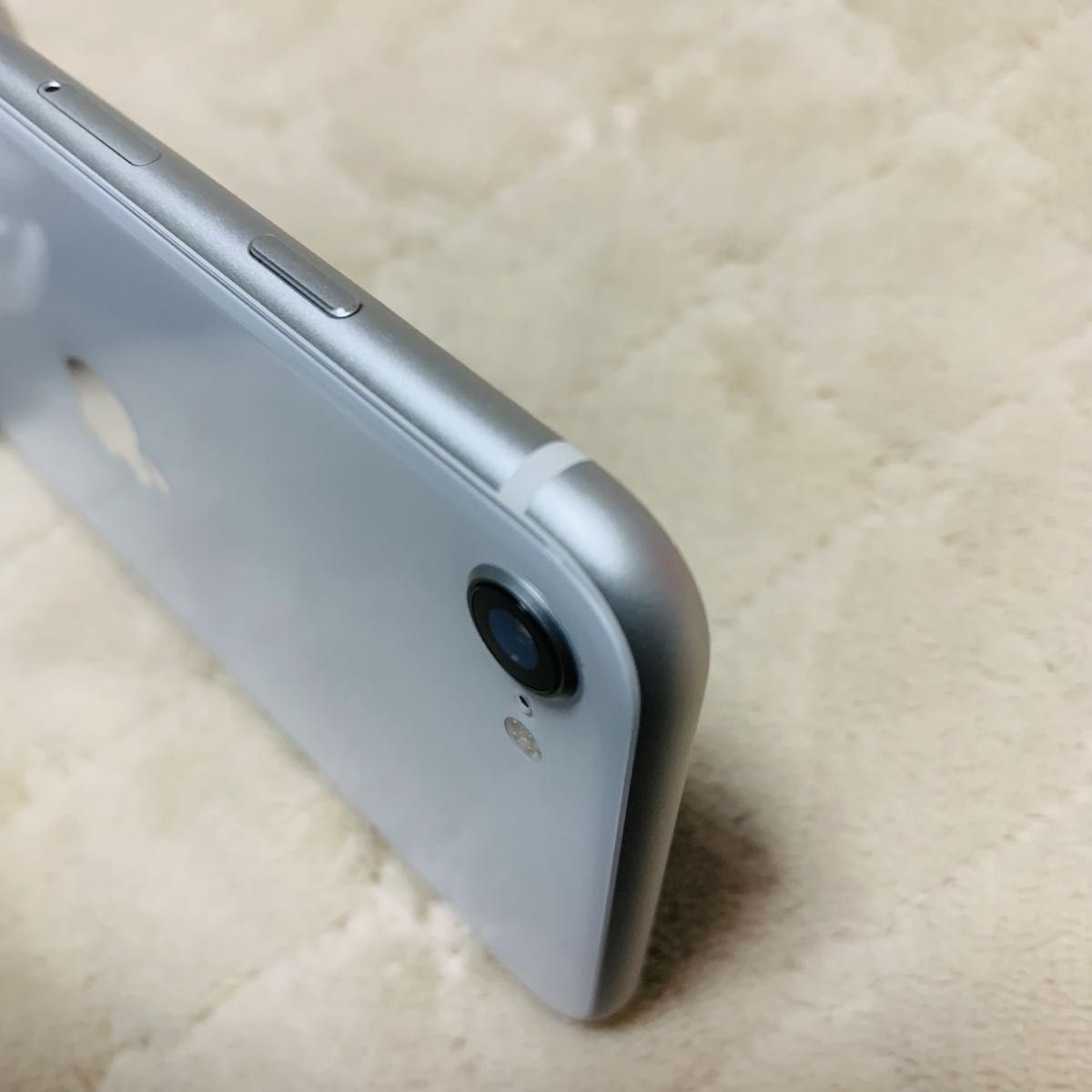 iPhoneSE 第2世代 64GB SIMロックなし SE SIMロックなし ホワイト