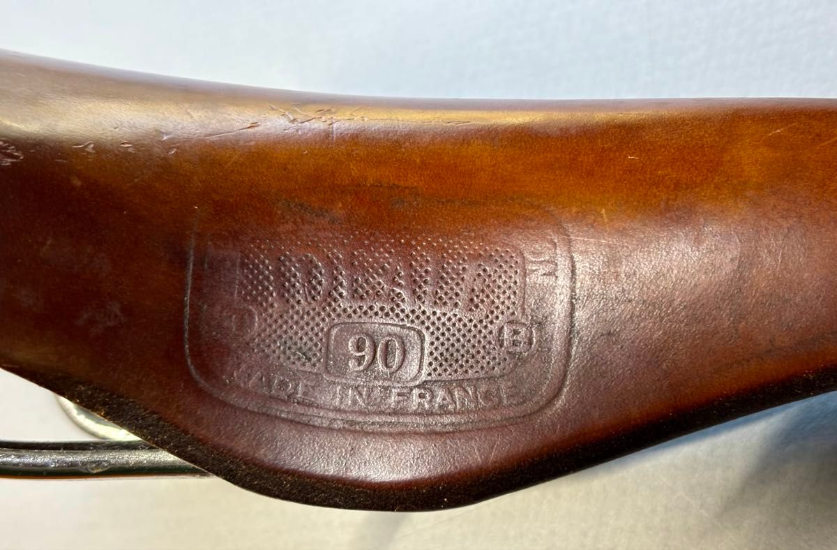 IDEALE イデアル90 皮サドル サイン入り大鋲 ビンテージ｜Yahoo!フリマ