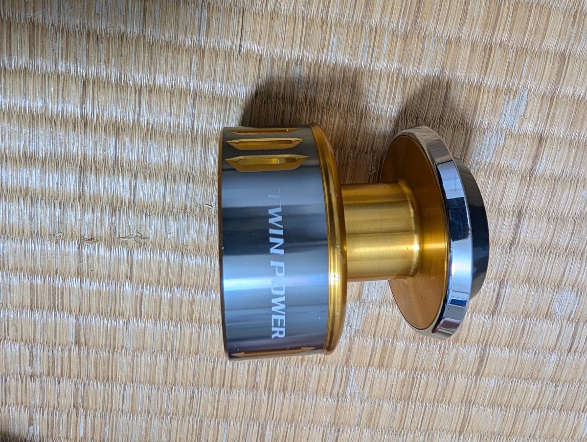 シマノ 15ツインパワーSW8000 スピニングリール スプール ゴールド