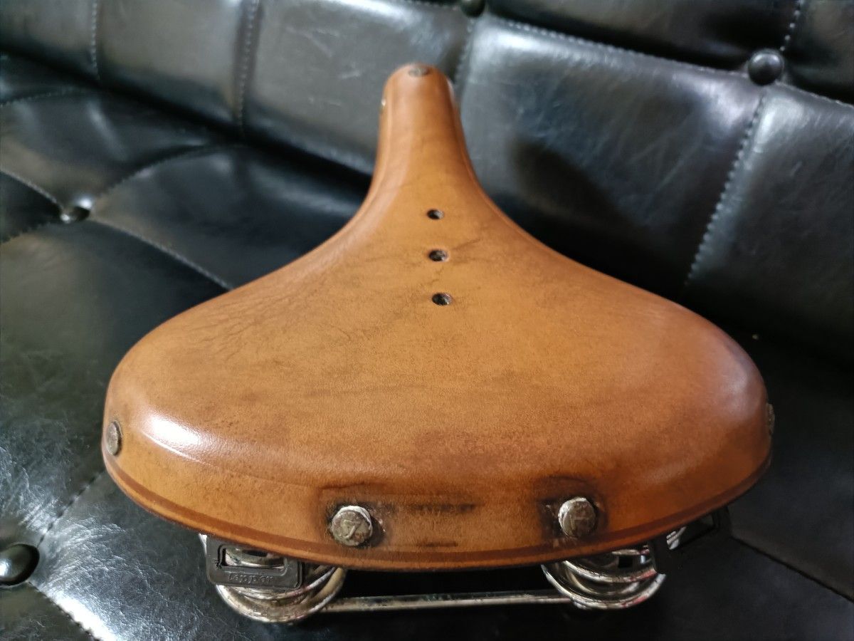 レッパー Lepper ビンテージ 革サドル オランダ製 ビンテージ レトロ
