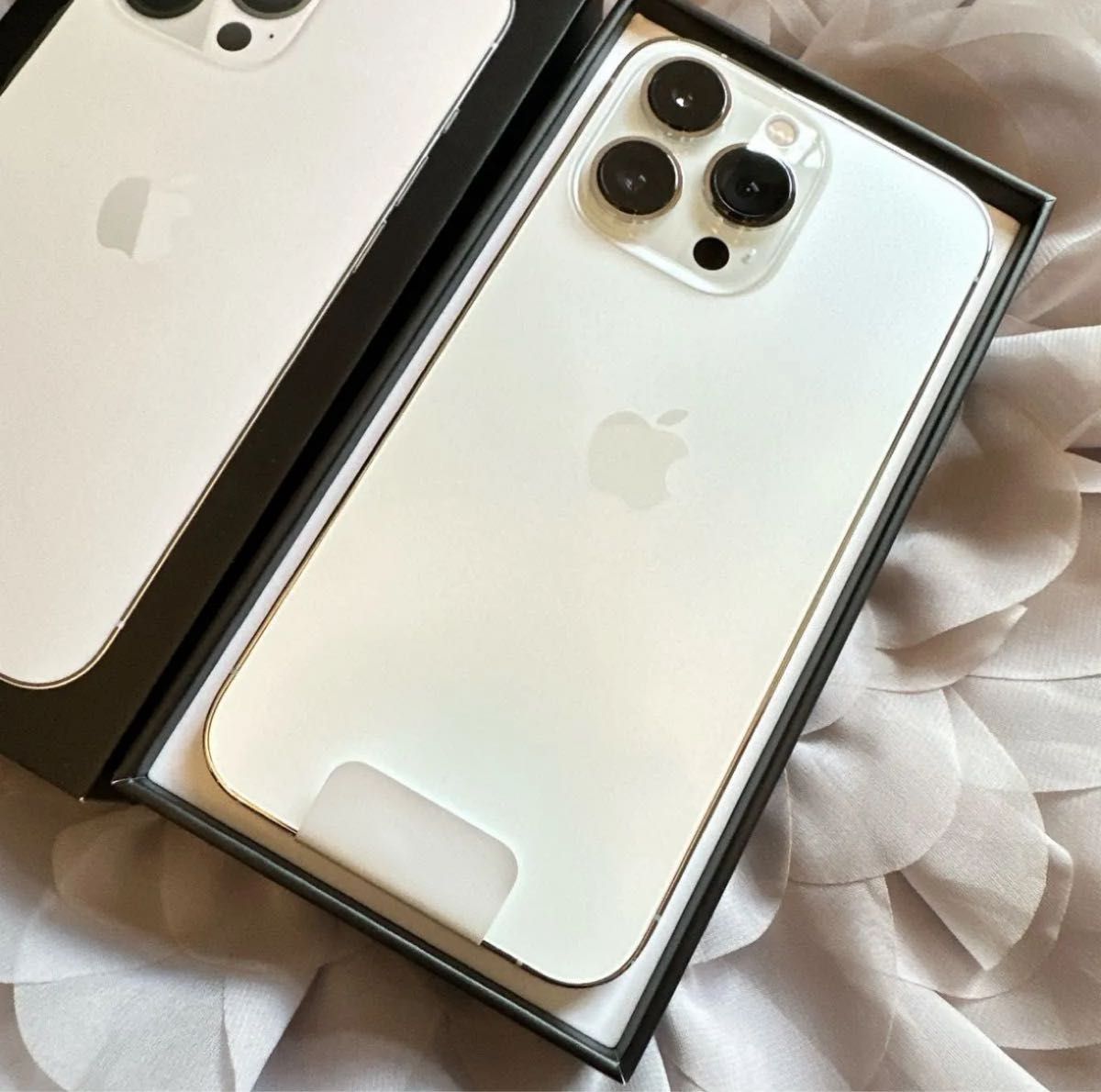 新品未使用】iPhone 13 pro 256GB シルバー SIMフリー シムフリー