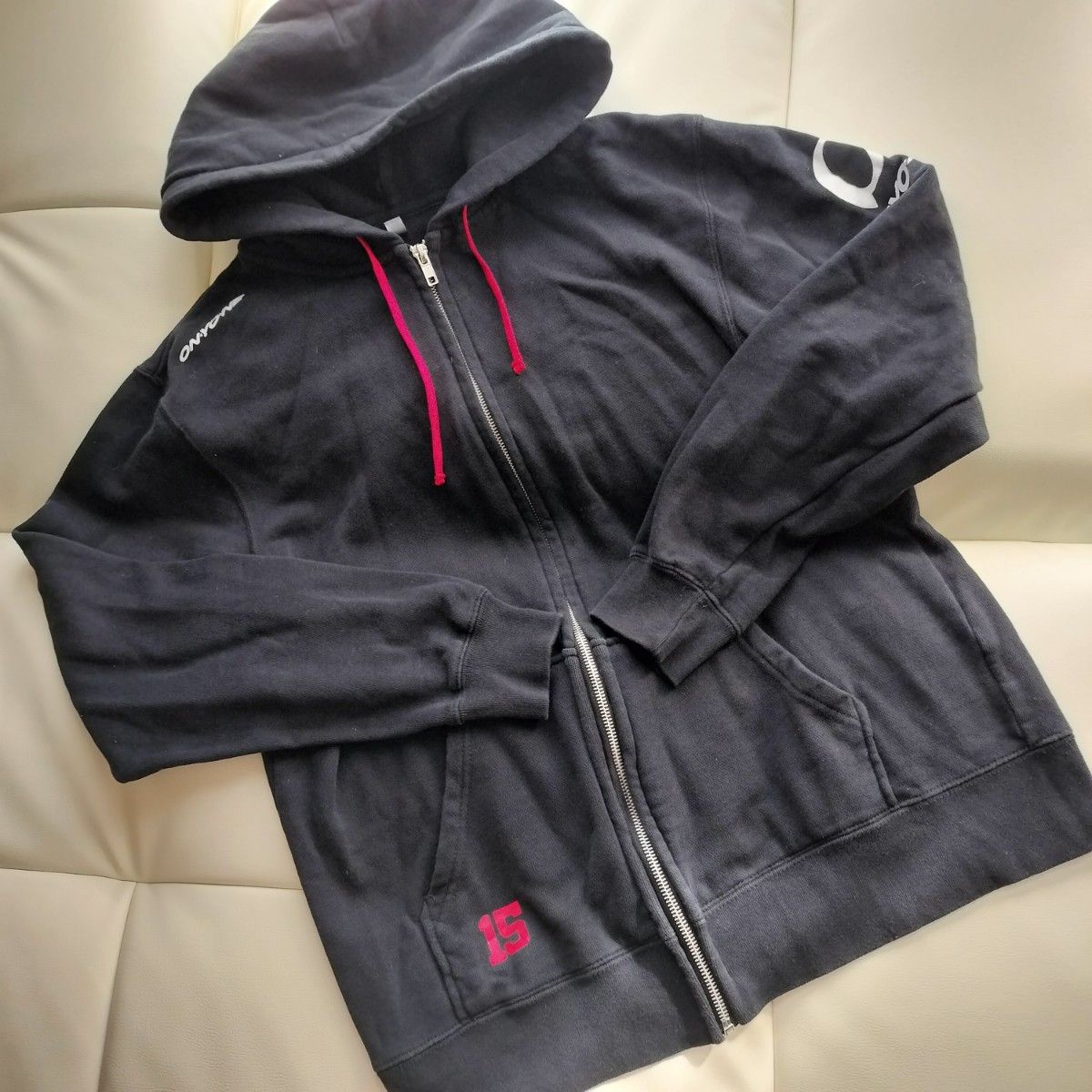 黒田博樹 限定品 レア ONYONE オンヨネ パーカー パーカ ブラック 広島