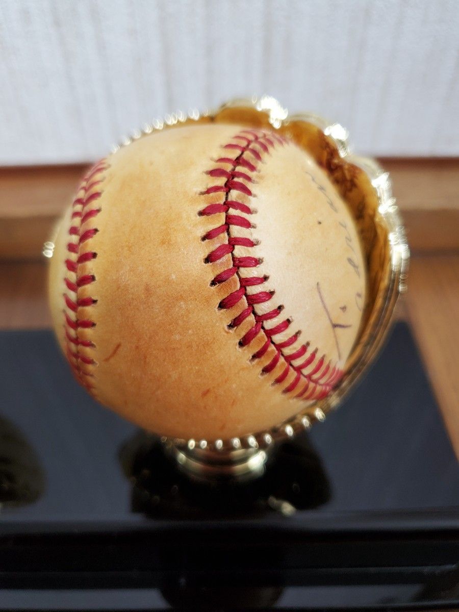 超希少】 ジョー・ディマジオ直筆サインボール(ニューヨーク