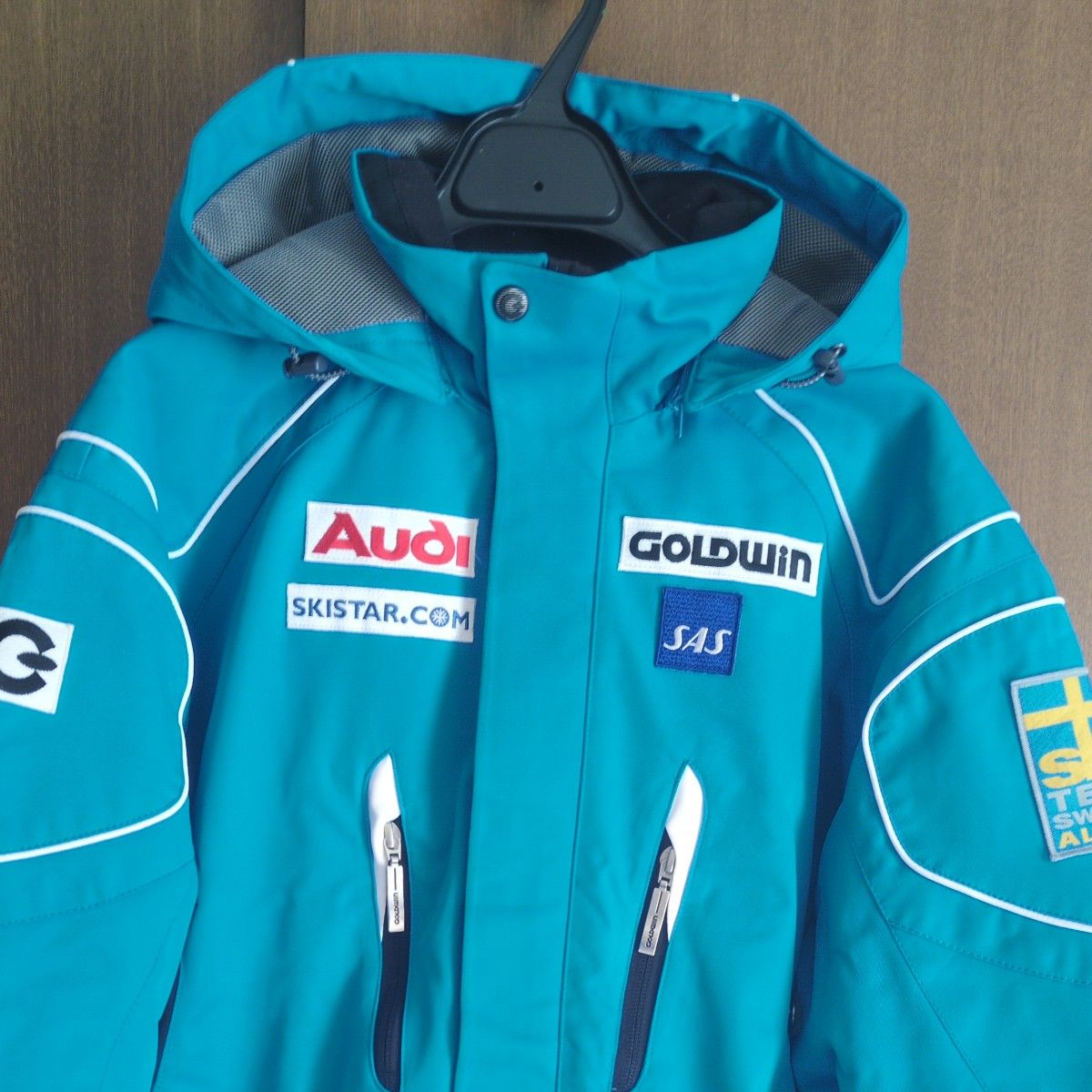 美品 】 GOLDWIN スキーウェア Audi スウェーデン代表 ブルー ジュニア