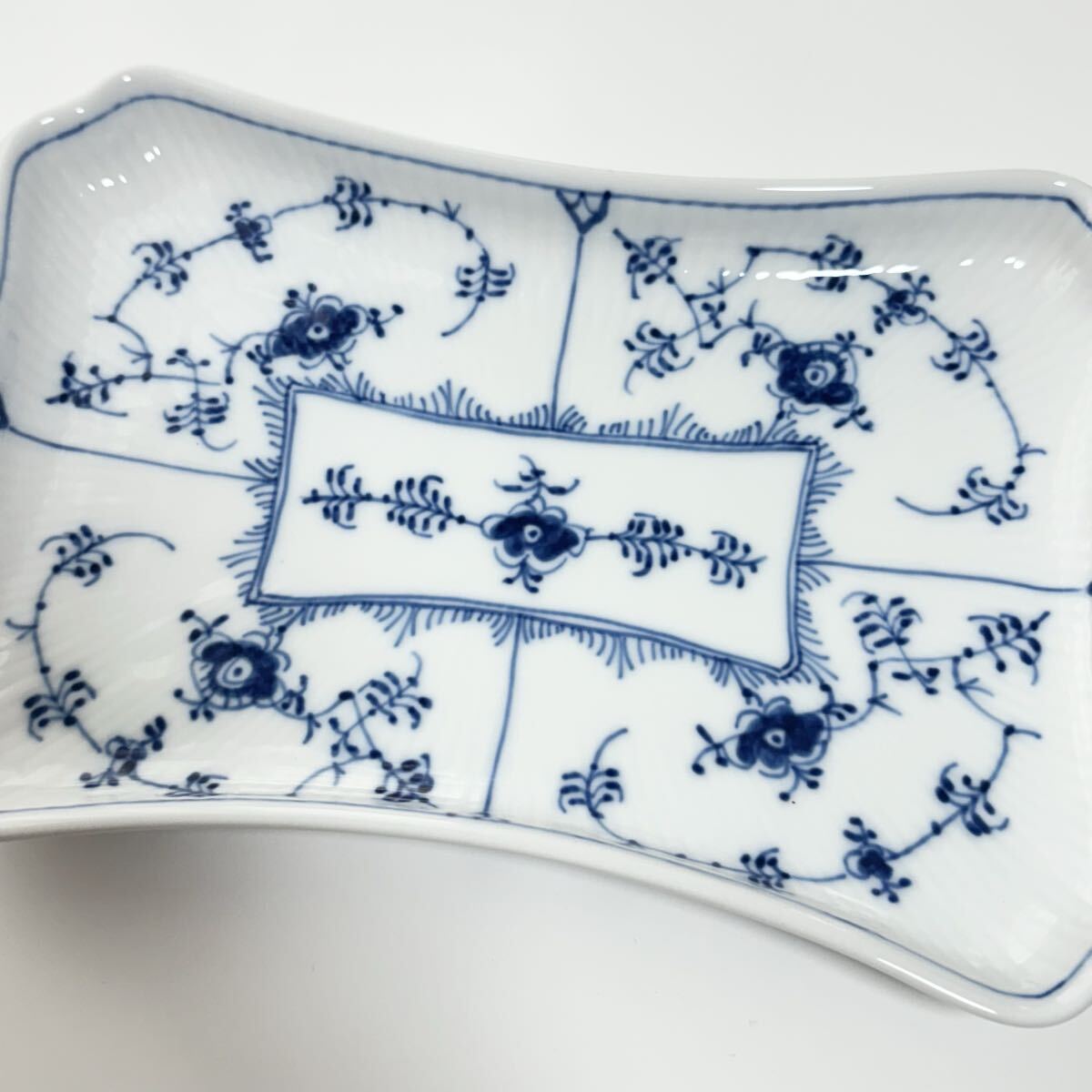 ロイヤルコペンハーゲン ブルーフルーテッド プレイン スクエア