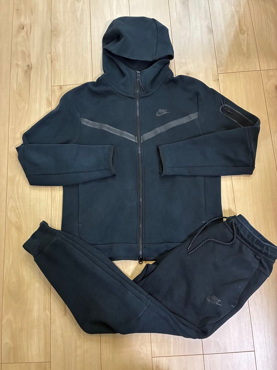 ナイキテックフリース セットアップ 上下セット サイズLM ブラック