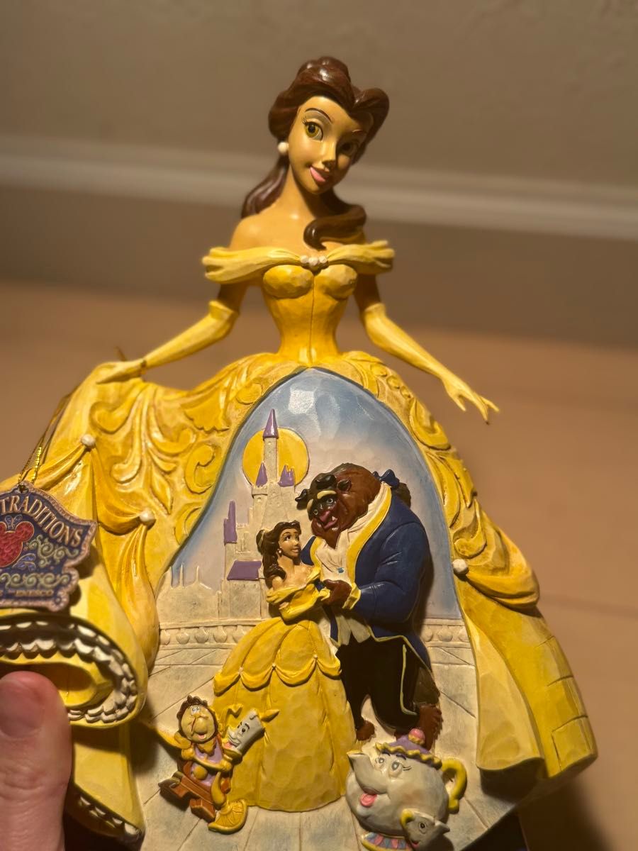 レア 海外パーク品】美女と野獣 ベル トラディション フィギュア 箱