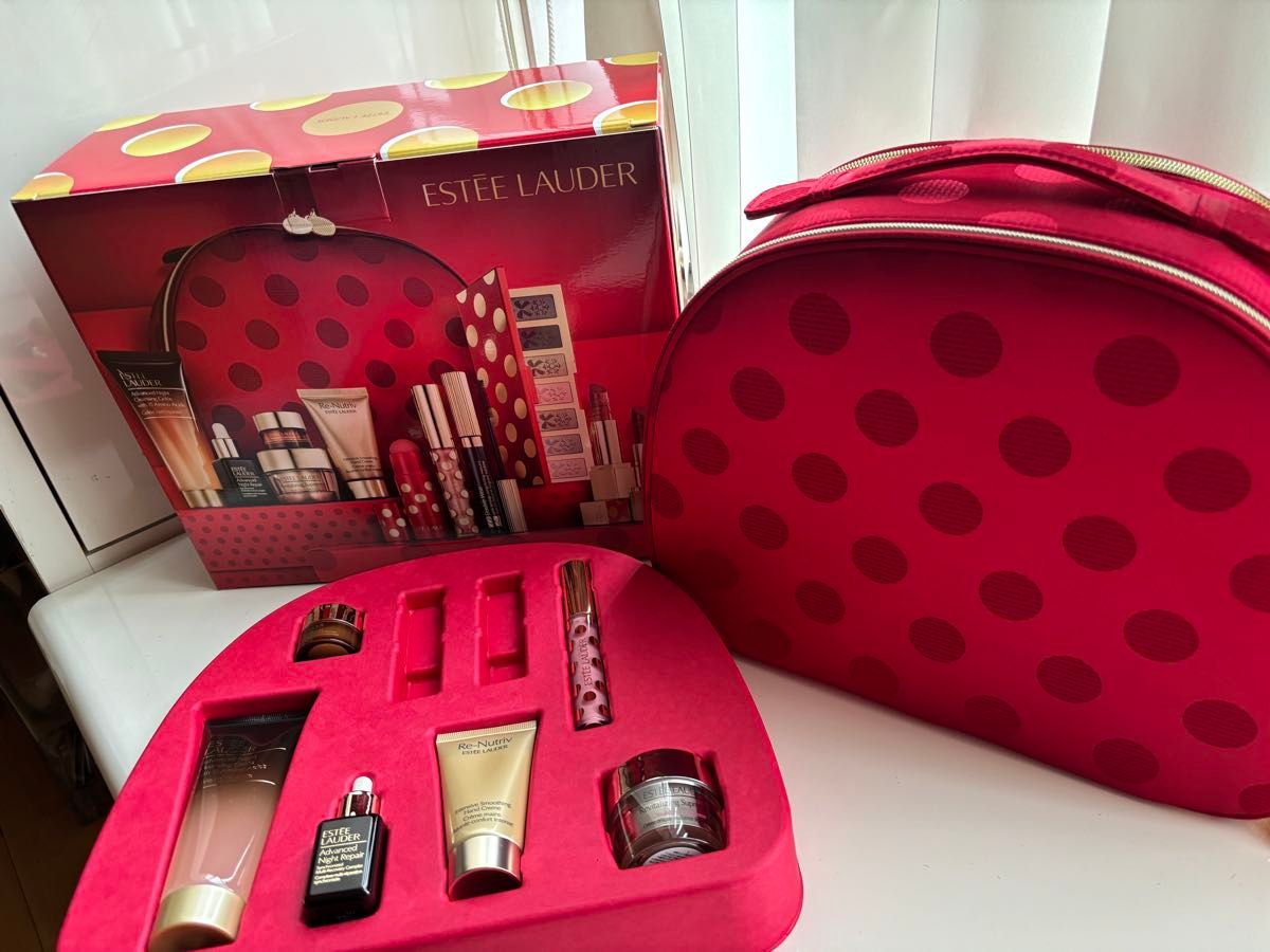 エスティローダー クリスマスコフレ 2025 ホリデー ブロックバスター