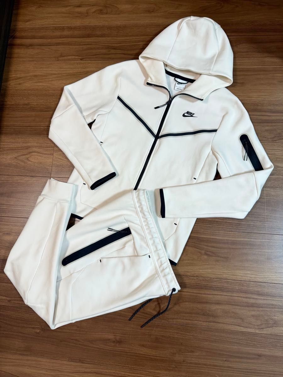 メンズS ホワイト テックフリース セットアップ NIKE 過去モデル 白