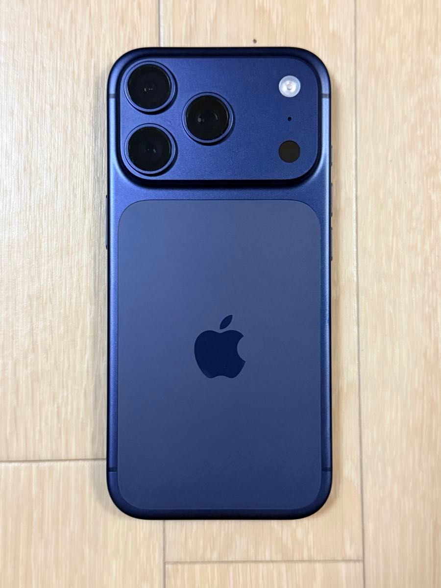 apple iPhone 17 Pro 256GB blue ディープブルー わずかに傷あり