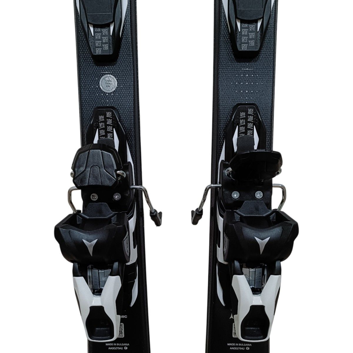 綺麗】ATOMIC BLACK HEAVEN アトミック ブラックヘブン 155cm スキー板