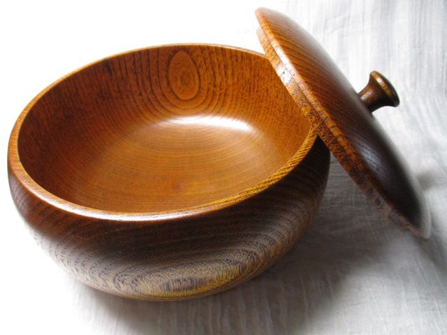 菓子入れ 木製 ふた付き 口径14㎝ 昭和レトロ 菓子器 小物入れ 天然木