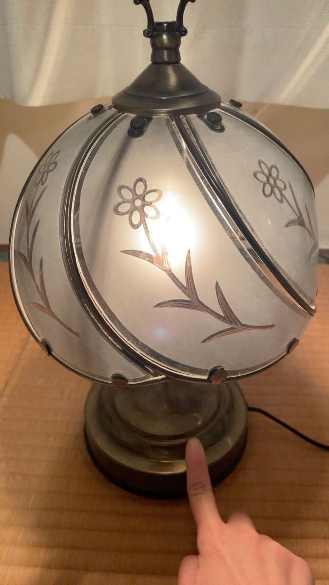 YAMAGIWA ヤマギワ ペンダントライト ガラスシェード 花柄 真鍮金具