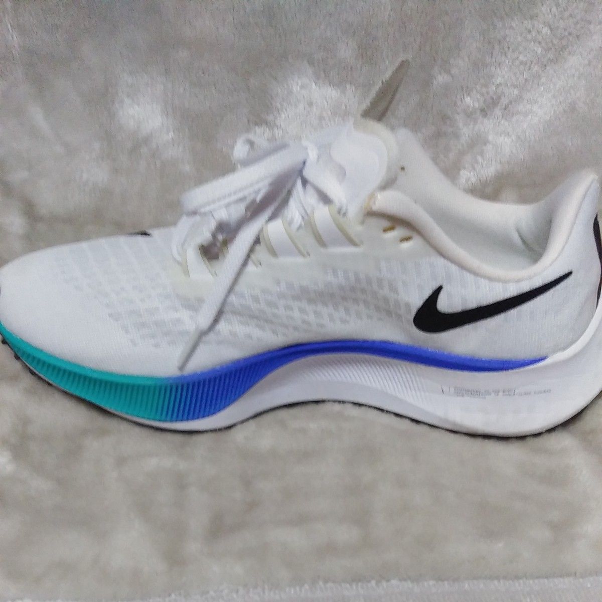 NIKE AIR ZOOM PEGASUS 37 ランニングシューズ ホワイト｜Yahoo!フリマ