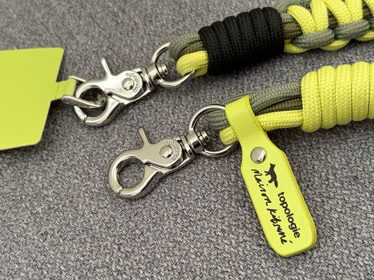 topologie maison kitsune トポロジー メゾンキツネ リストストラップ