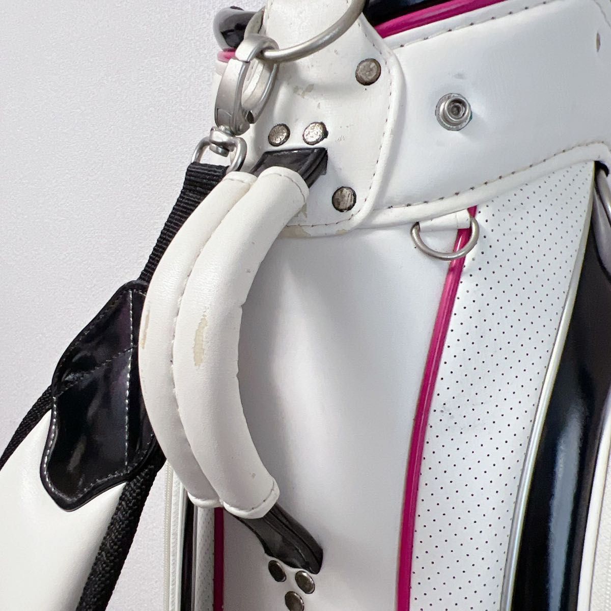 アディダス レディース キャディバッグ 5分割 白 黒 ピンク フード付