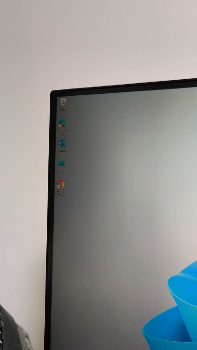 LG 32インチモニター【ジャンク】32UL750-w 4kUHD LED｜Yahoo!フリマ