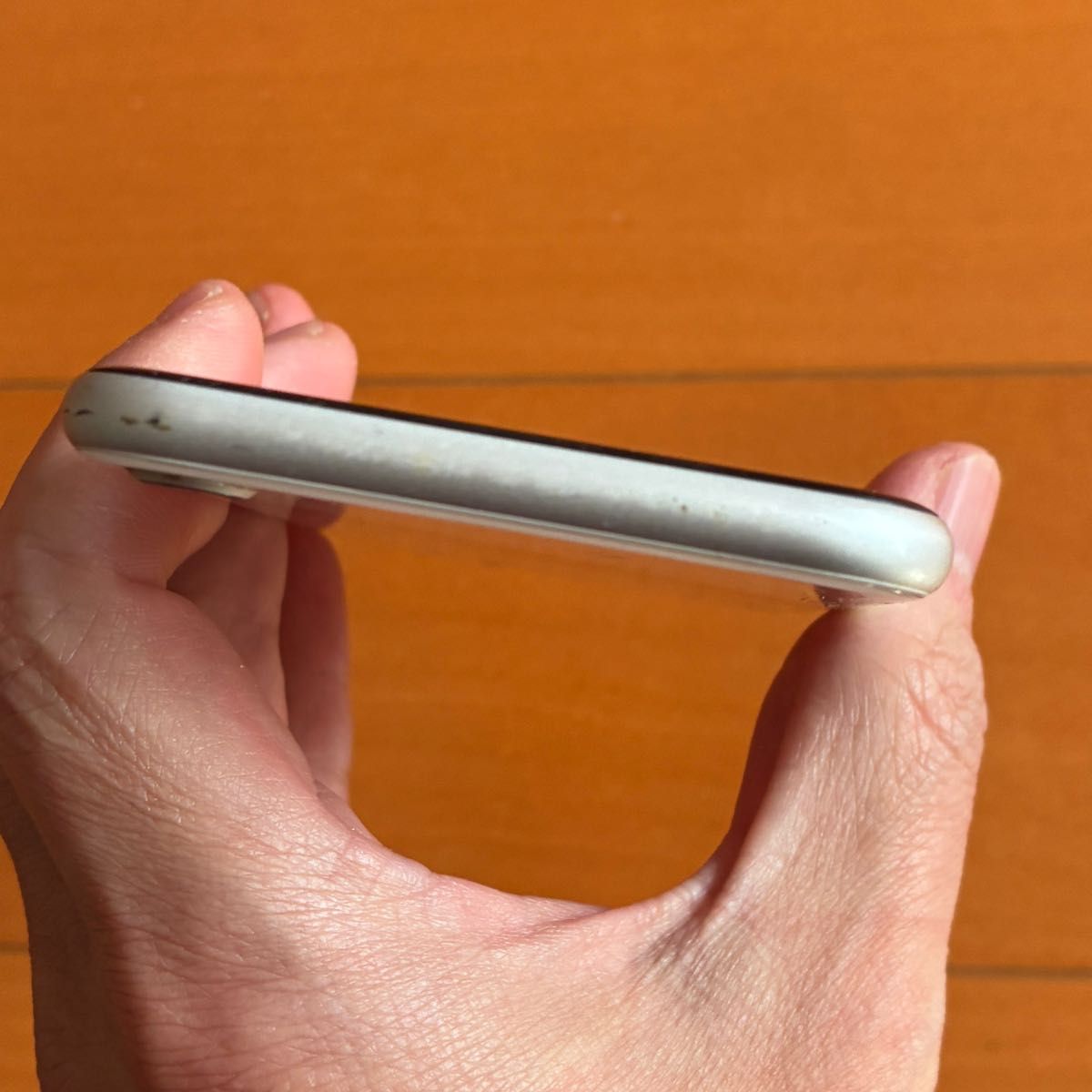 iPhone SE 第2世代 128GB ホワイト 本体 箱 バッテリー82%｜Yahoo