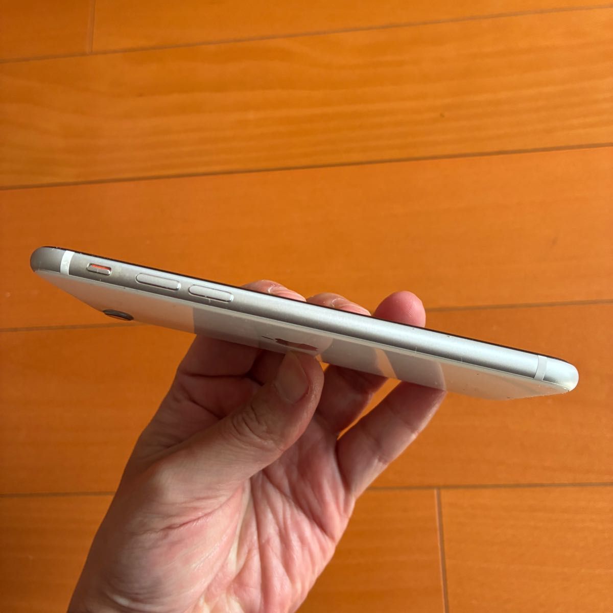 iPhone SE 第2世代 128GB ホワイト 本体 箱 バッテリー82%｜Yahoo