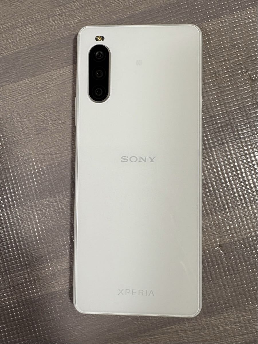 美品】Xperia 10 II ホワイト SIMフリー 本体 箱・説明書付｜Yahoo