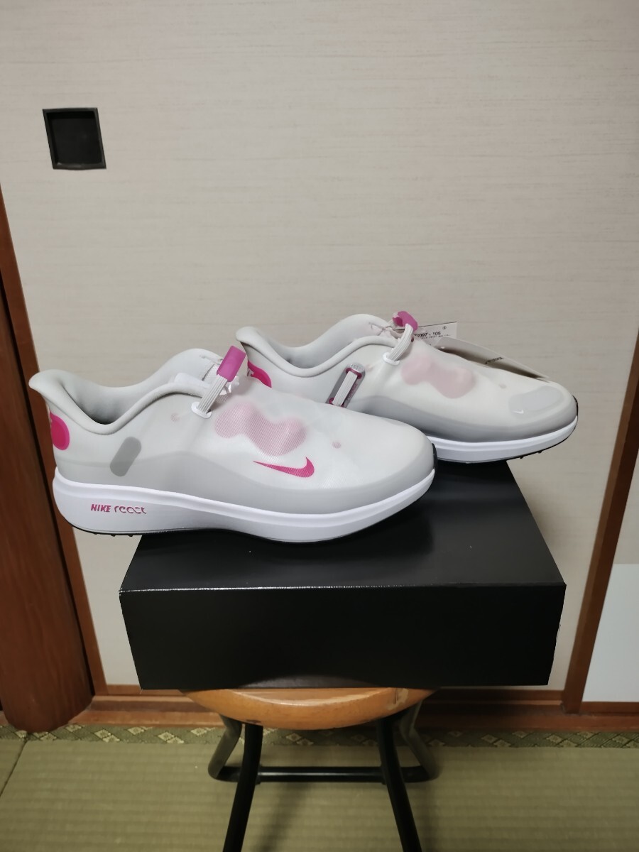 新品 未使用 ナイキ ゴルフ リアクトエースツアー ワイド ウィメンズ