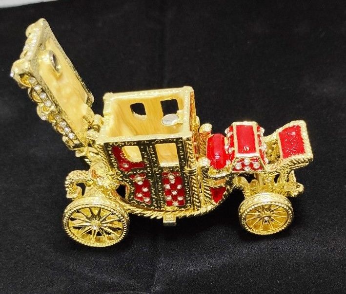 美品】インペリアル・エッグ風 ジュエリーボックス レッドと馬車