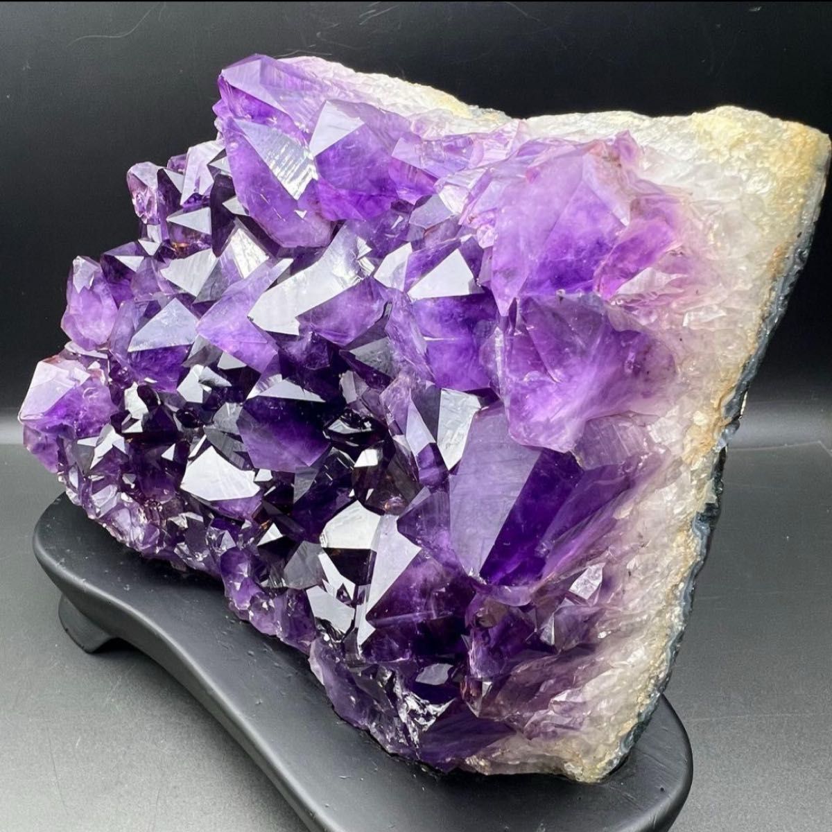 超大型アメジスト 6 83kg 最高峰の濃紫ハイパワー 極大結晶 レインボー
