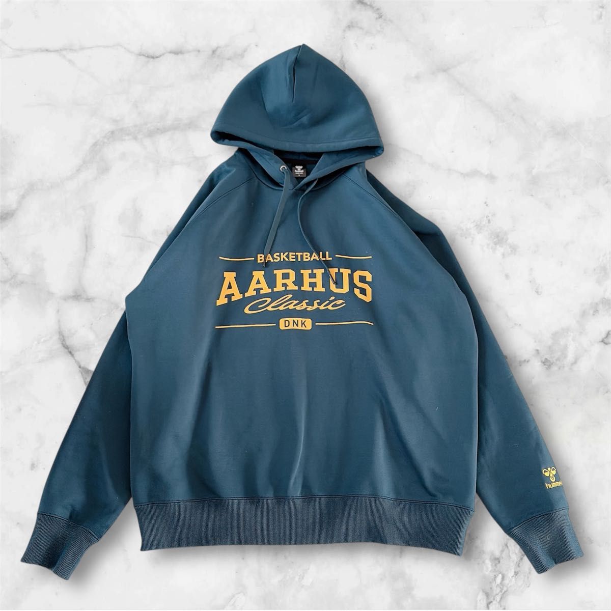 美品】hummel スウェットパーカー 名古屋ダイヤモンドドルフィンズ