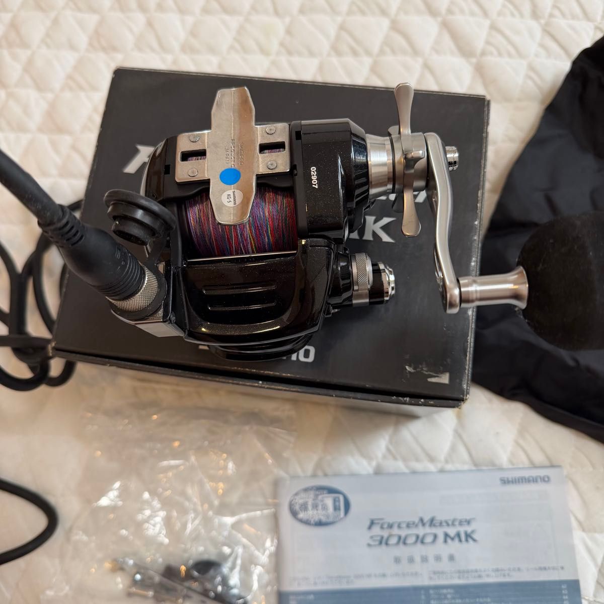 美品 電動リール フォースマスター 3000 PE4号300m付 右 フォース
