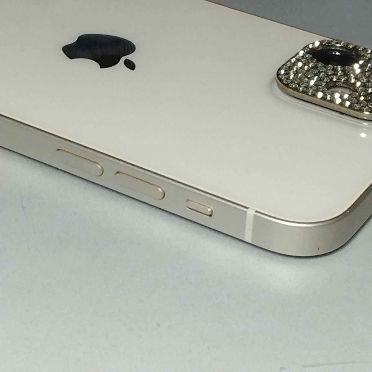 Apple iPhone 12 64GB ホワイト au おまけで保護クリアケース付き