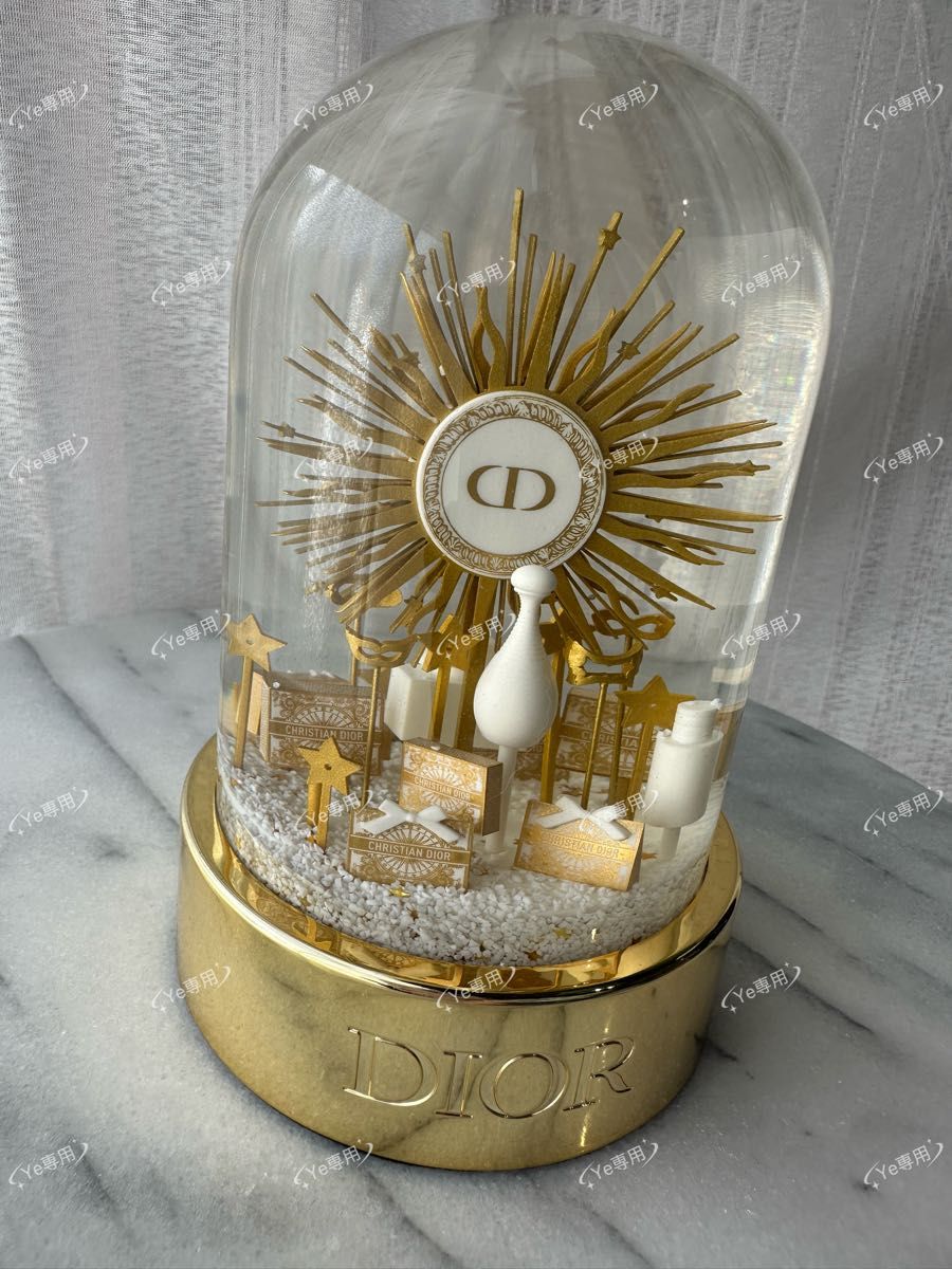 Dior ディオール クリスタルドーム スノードーム クリスマス限定
