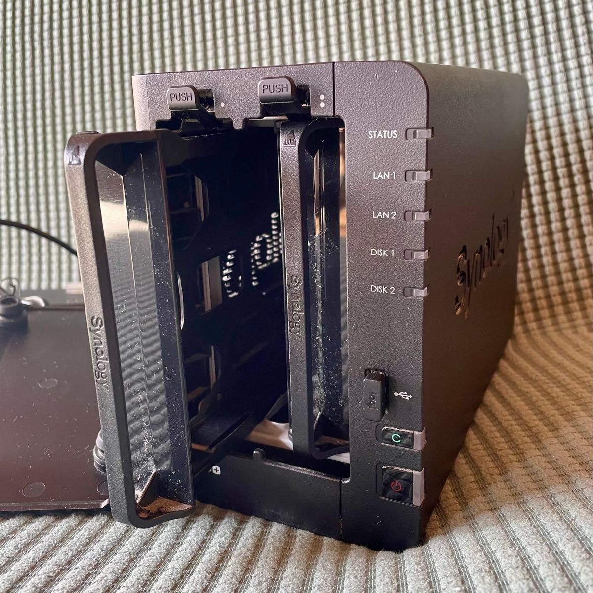 Synology NASキット 2ベイ DS220+ 【動作確認・初期化済】｜Yahoo