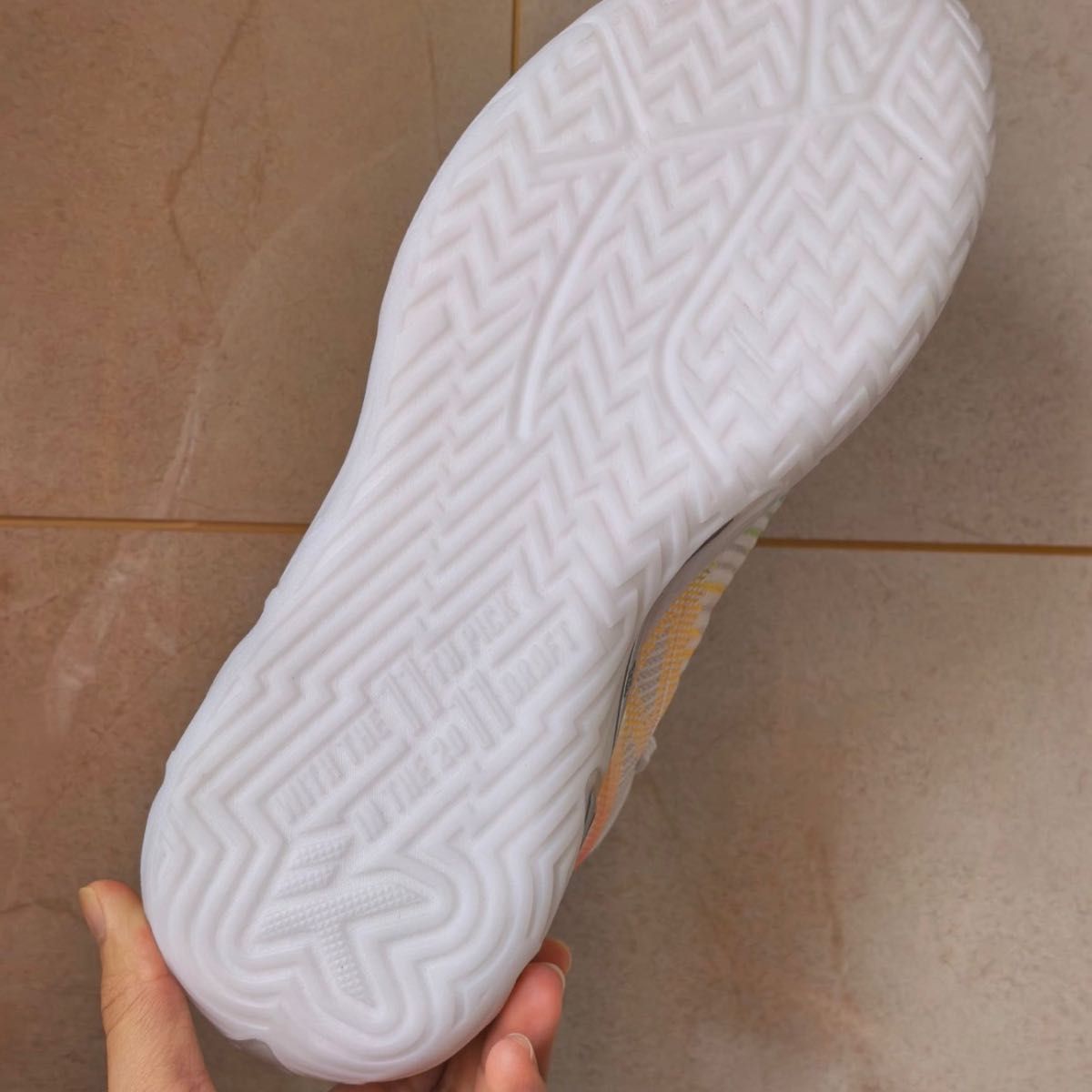 ANTA KT11「Sti11Klay」Klay Thompson着用モデルアンタバッシュ US9