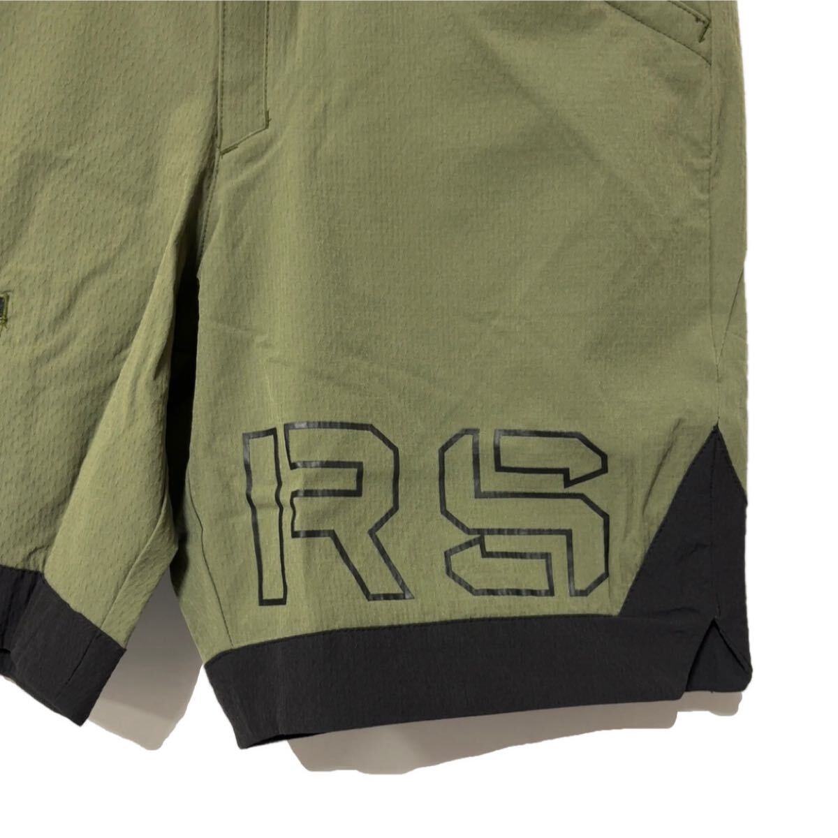 新品 ラッセルノ ゴルフ ソリッドデザイン ロゴプリント ショーツ