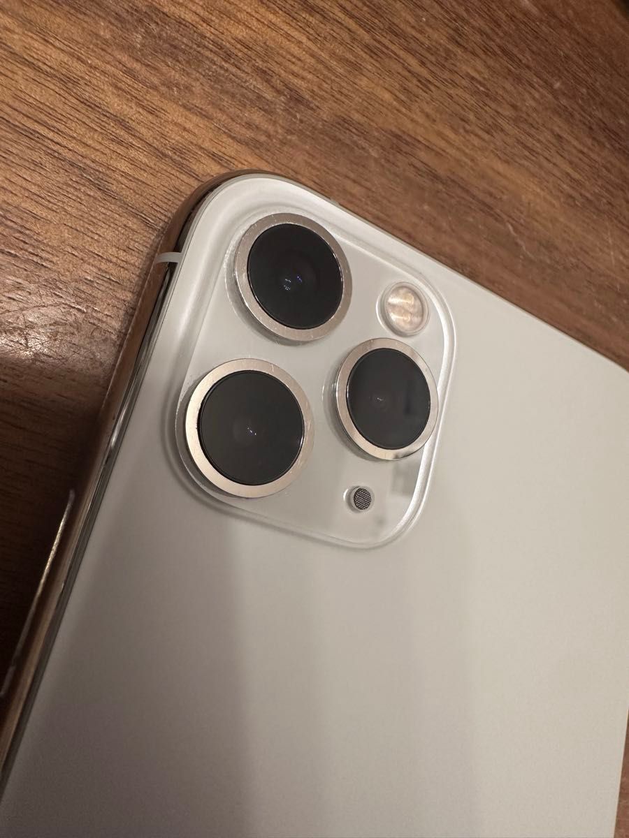 iPhone 11pro 256GB シルバー SIMフリー｜Yahoo!フリマ（旧PayPayフリマ）