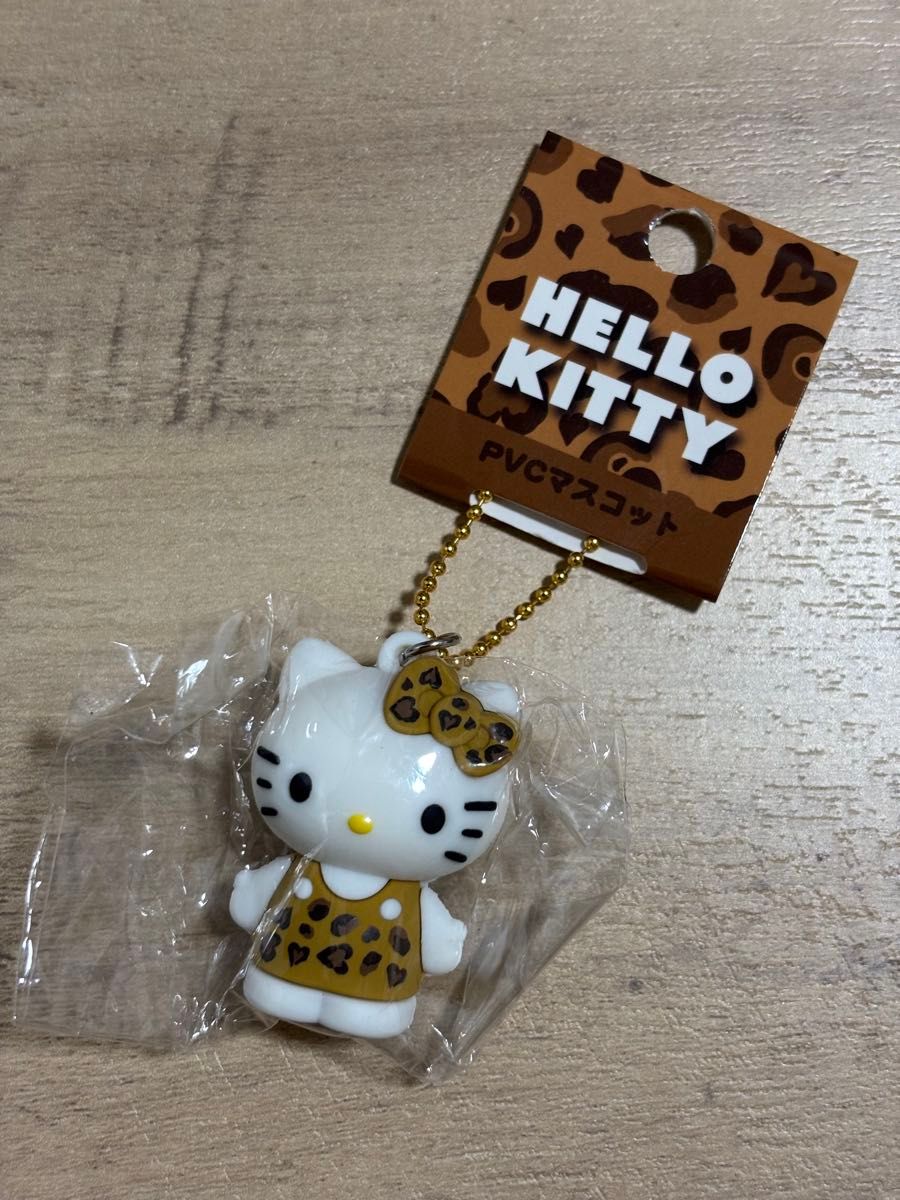 ハローキティ PVCマスコット ヒョウ柄 キーホルダー タグ付き未使用品