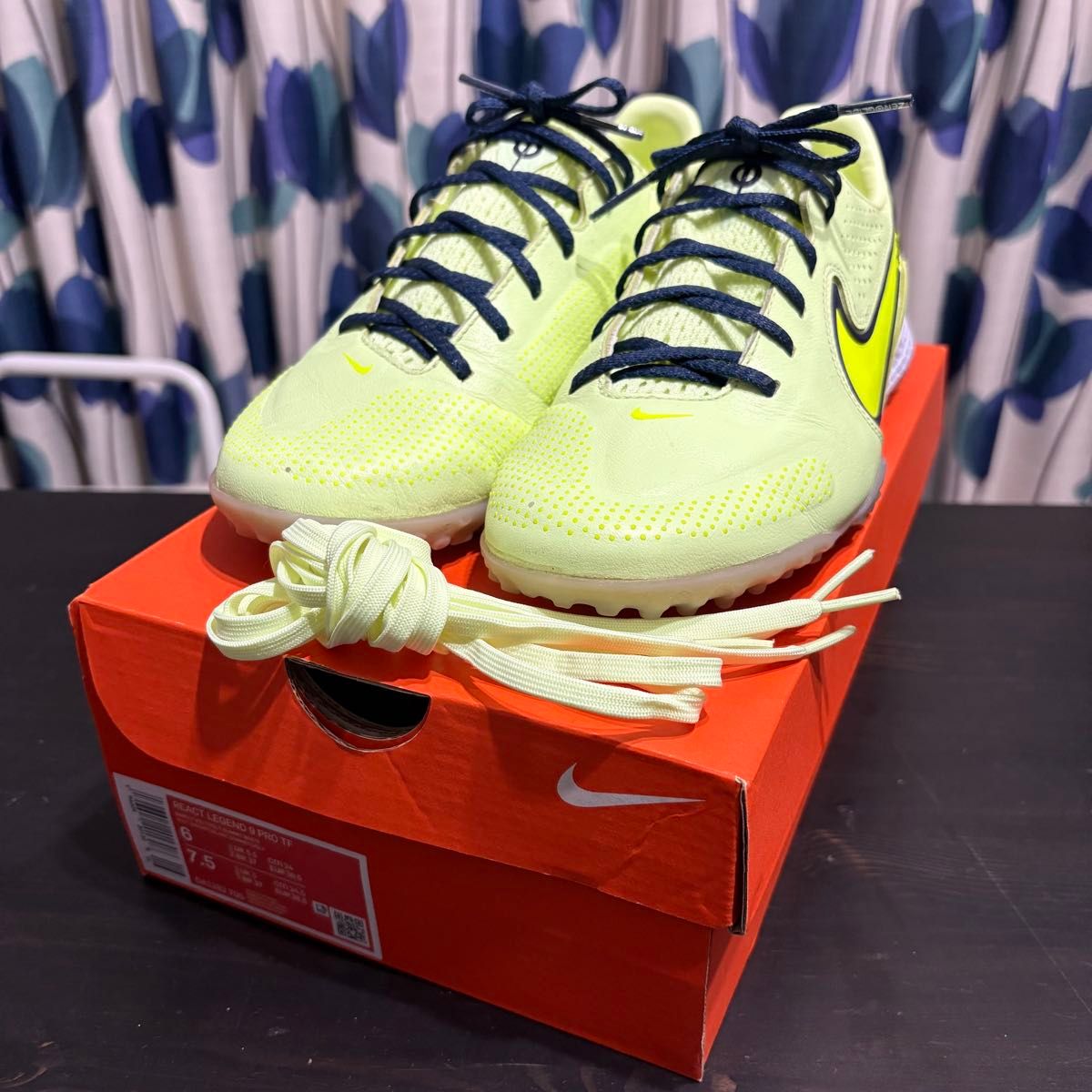 ナイキリアクトティエンポレジェンド9プロTF 24 0 廃盤のため希少