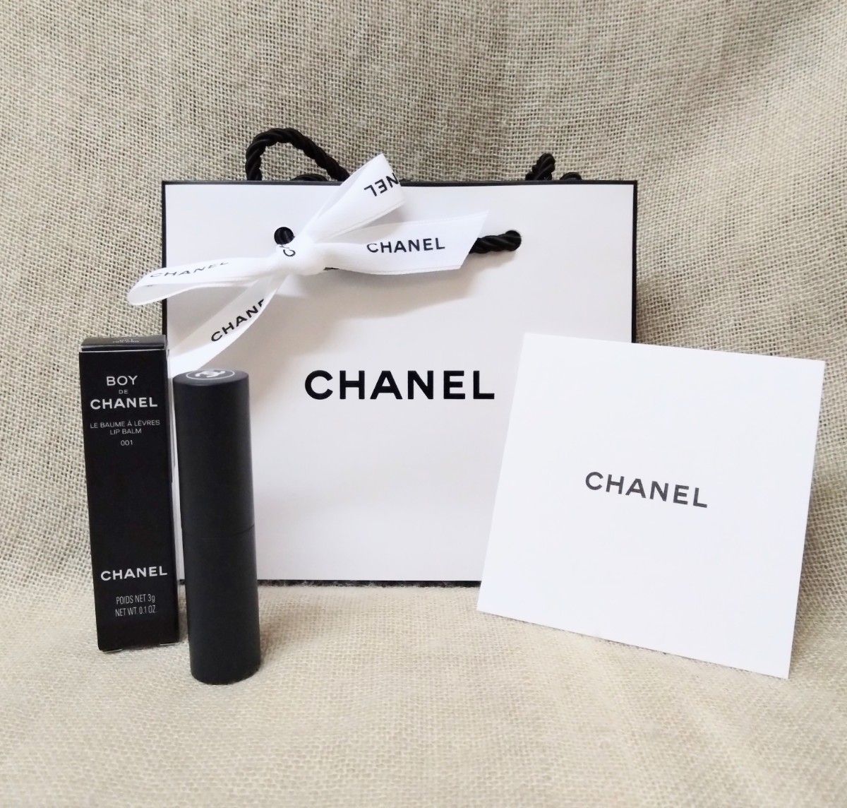 新品未使用品) BOY DE CHANEL ボーイ ドゥ シャネル リップボーム 001