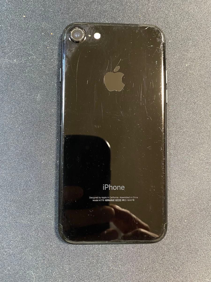 Apple iPhone 7 ブラック ※ジャンク品 部品取り用 iPhone 7 Black