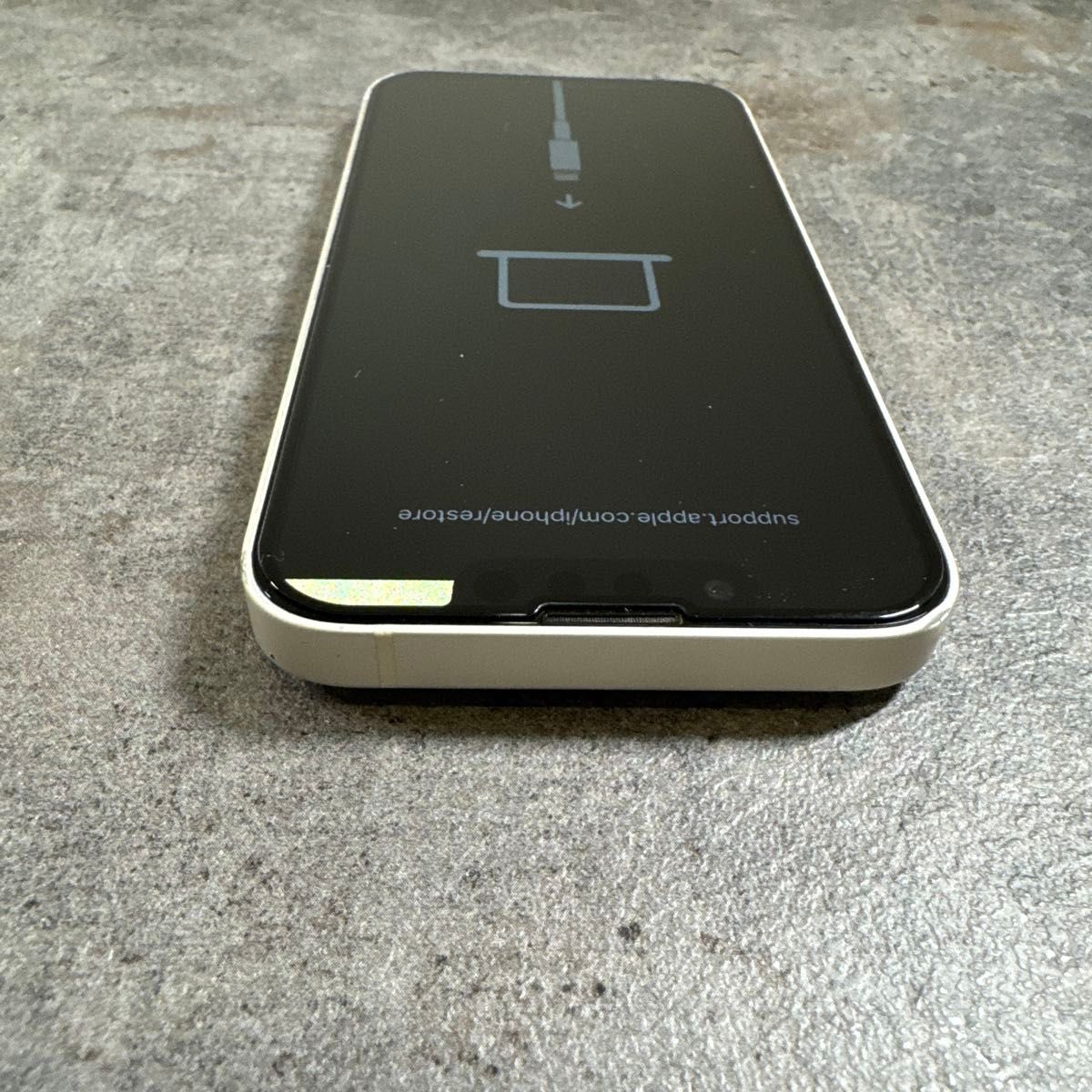 21757 iPhone13mini ホワイト 容量不明 ジャンク品 完全部品どり 本体