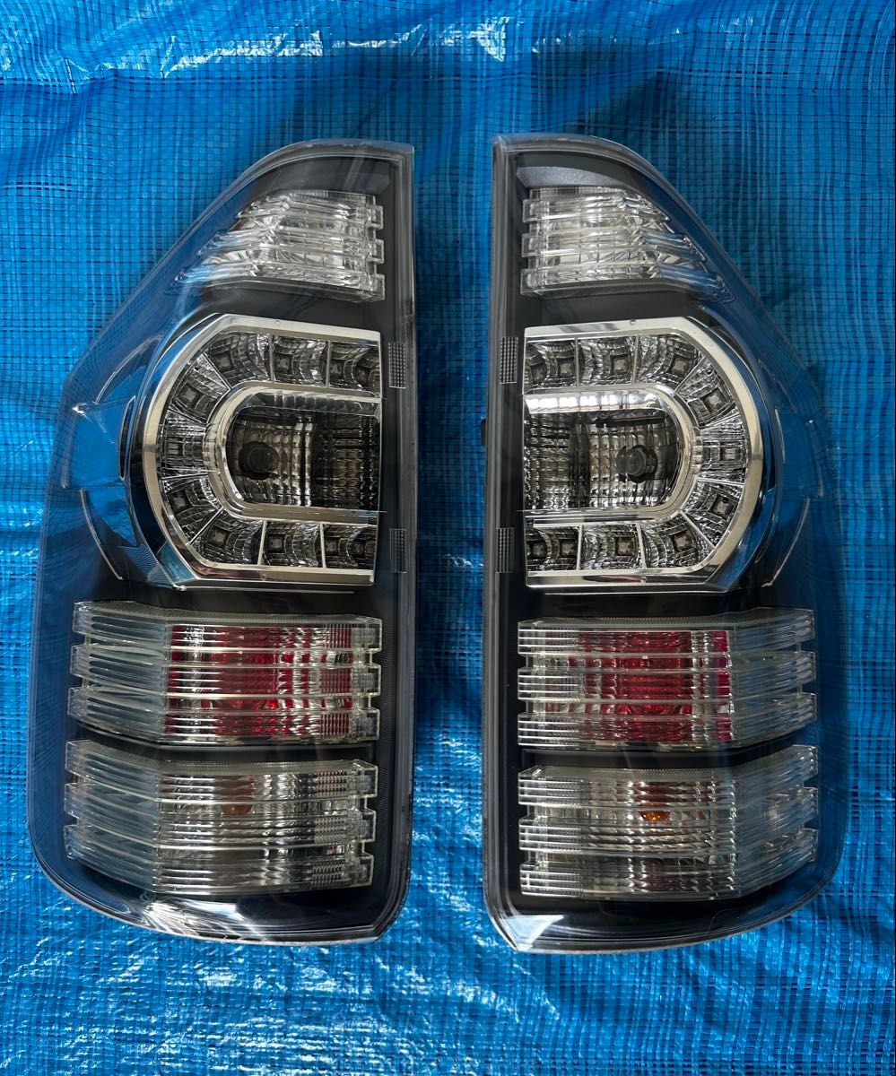 ヴォクシー 70系 後期 純正 テールランプ 左右セット 美品｜Yahoo