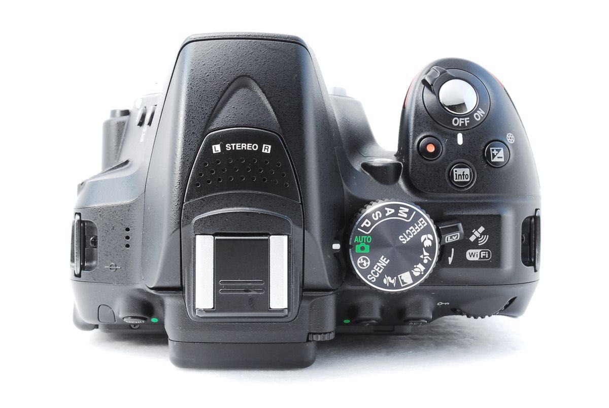 美品】 Nikon D5300 Wi-Fi搭載 自撮りOK スマホ転送 元箱付き 初心者