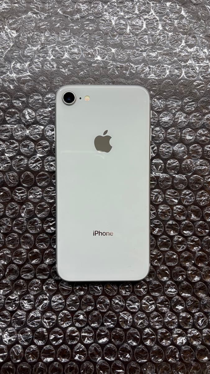 Apple iPhone8 シルバー 64GB 本体のみ｜Yahoo!フリマ（旧PayPayフリマ）