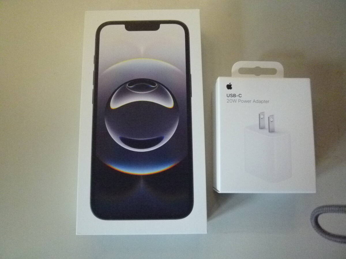 新品未使用 iPhone16e 128GB ブラック+アダプターおまけ付き｜Yahoo
