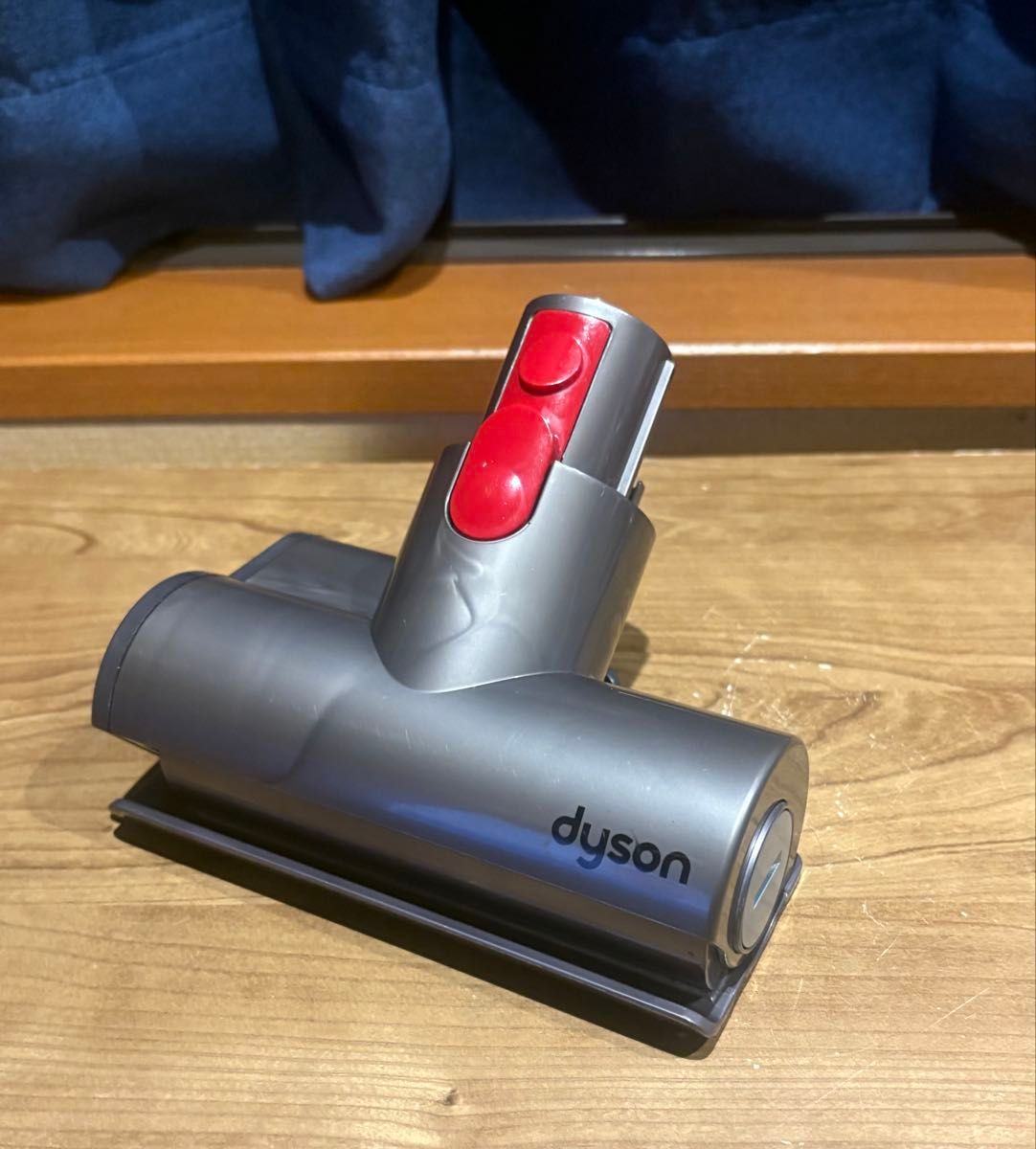 アタッチメント多数 動作確認 内部洗浄済 #Dyson #V7人気の#SV11