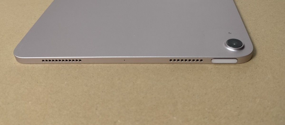 iPad Air 第5世代 256GB Wi-Fiモデル バッテリー 100% 本体キズあり