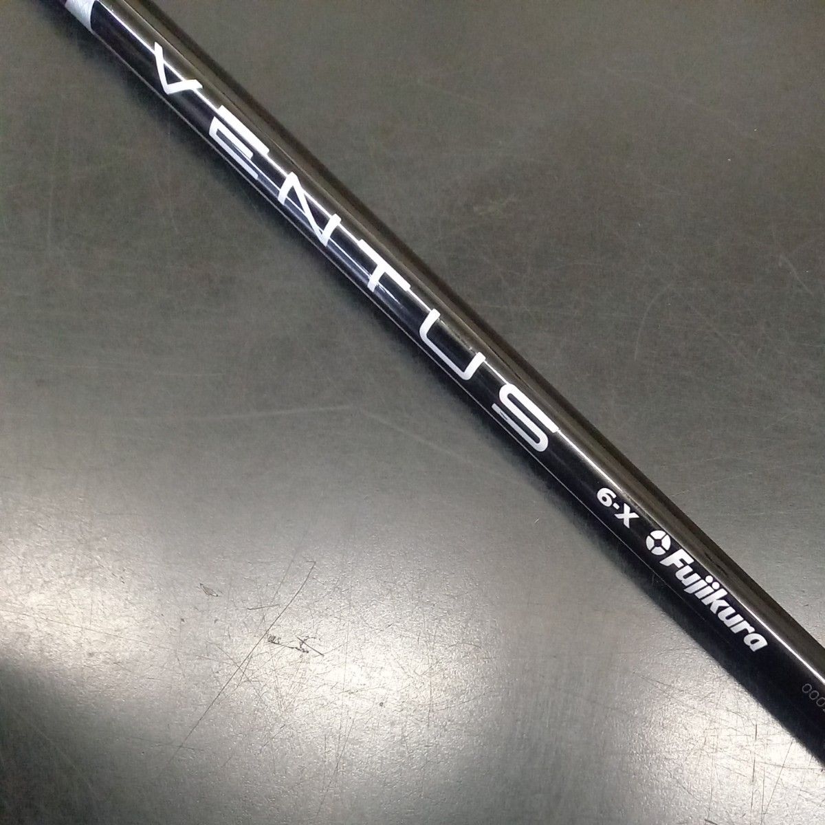 テーラーメイドスリーブ付き】フジクラ ベンタスブラック 6X ミニ