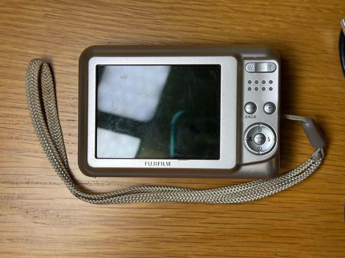FUJIFILM Finepix A100 フジフィルム 単三電池使用｜Yahoo!フリマ（旧