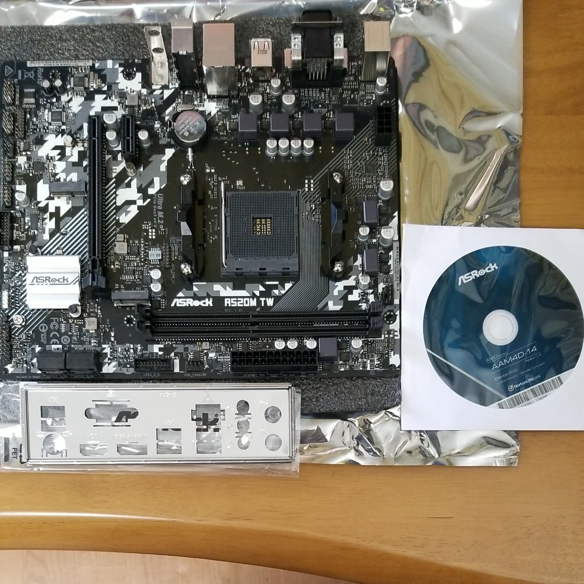 ASRock マザーボード a520m tw MicroATX｜Yahoo!フリマ（旧PayPayフリマ）